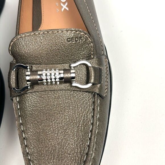 NWT Geox Respira Leather Rhinestone Detail Shoe Loafer Slip on US 9,5 EU 39,5 - Picture 6 of 15